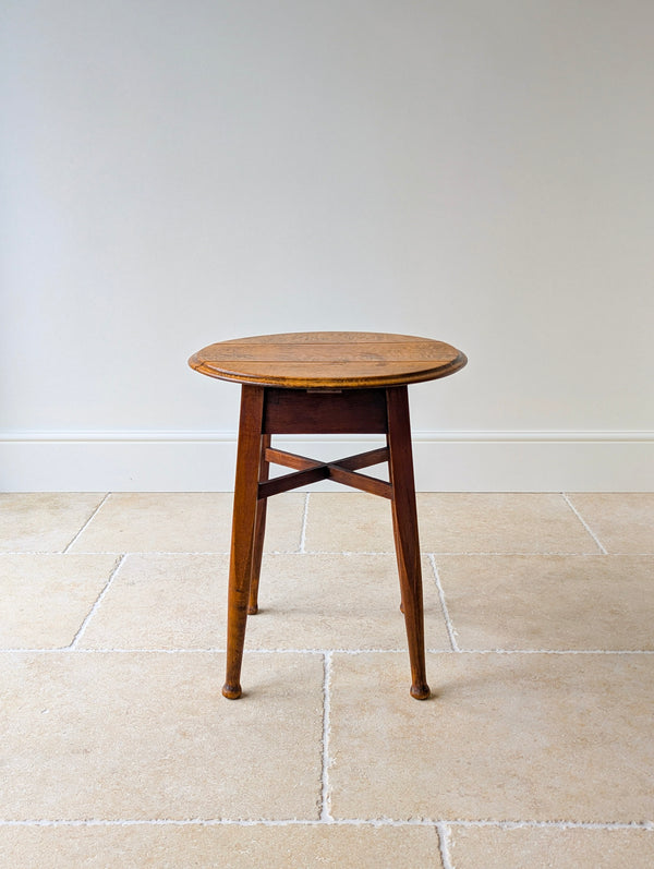 Antique Edwardian Oak Circular Pub Table by Gaskell & Chambers c.1910