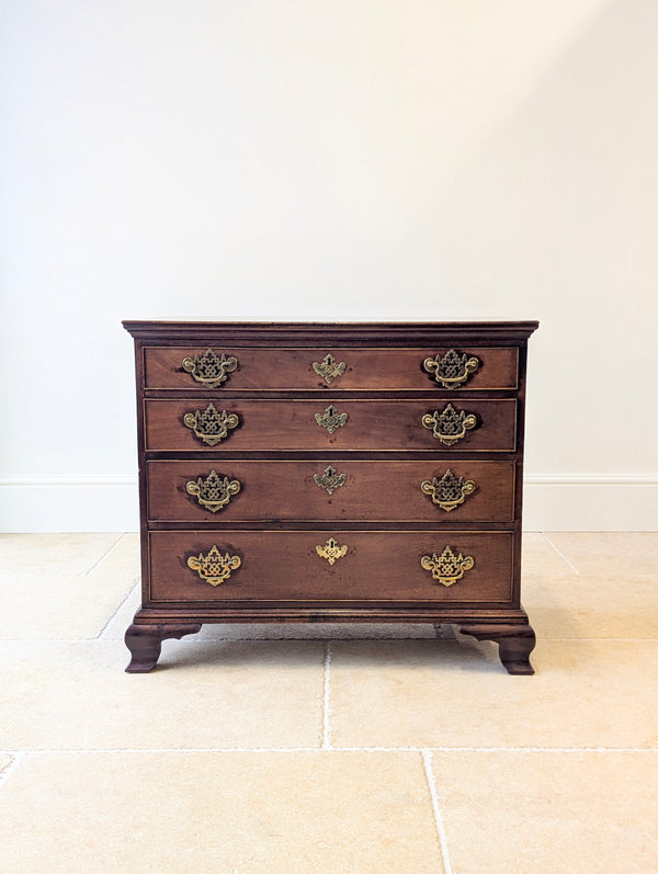 Antique George II Mahogany Chippendale Period Chest of Drawers c.1750