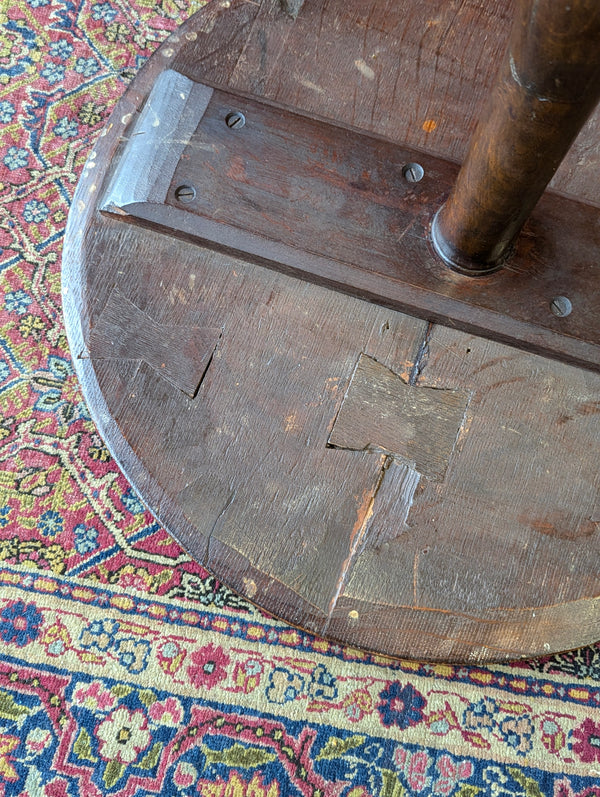 Antique 18th Century Georgian Oak Circular Pedestal Wine Table