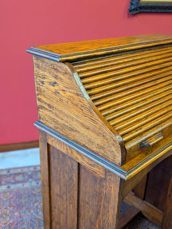 Antique Early 20th Century Golden Oak Roll Top Desk