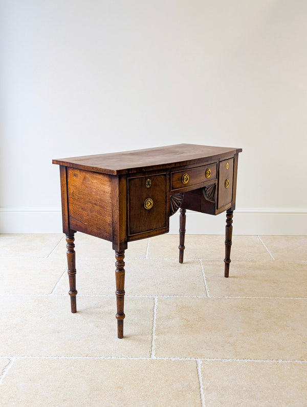 Antique Georgian Mahogany Bow-Front Side Table c.1800