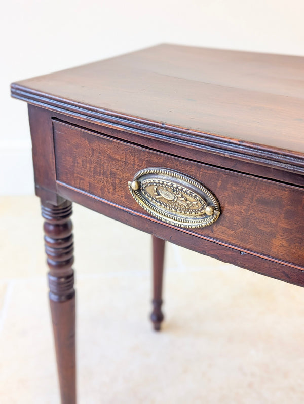Antique Georgian Mahogany Bow-Front Writing Table c.1810