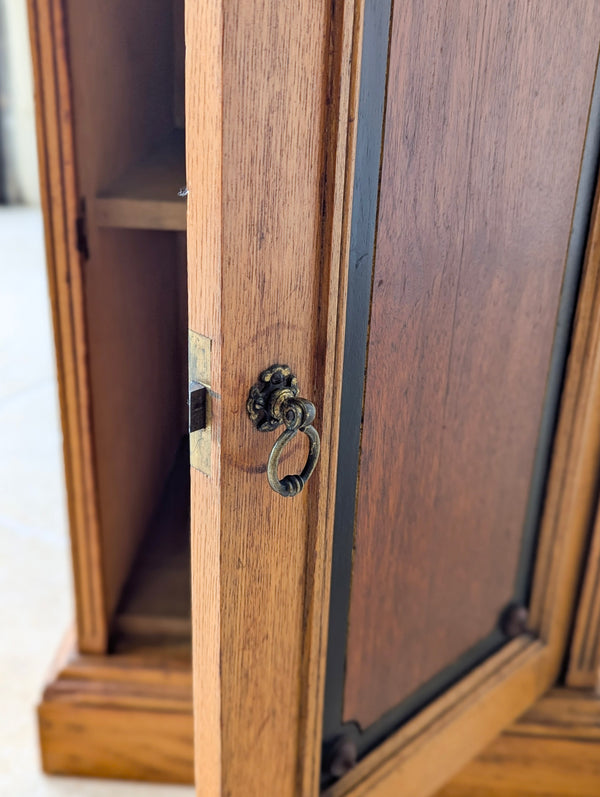 Antique Victorian Oak Bedside Cabinet c.1890