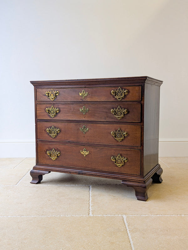 Antique George II Mahogany Chippendale Period Chest of Drawers c.1750