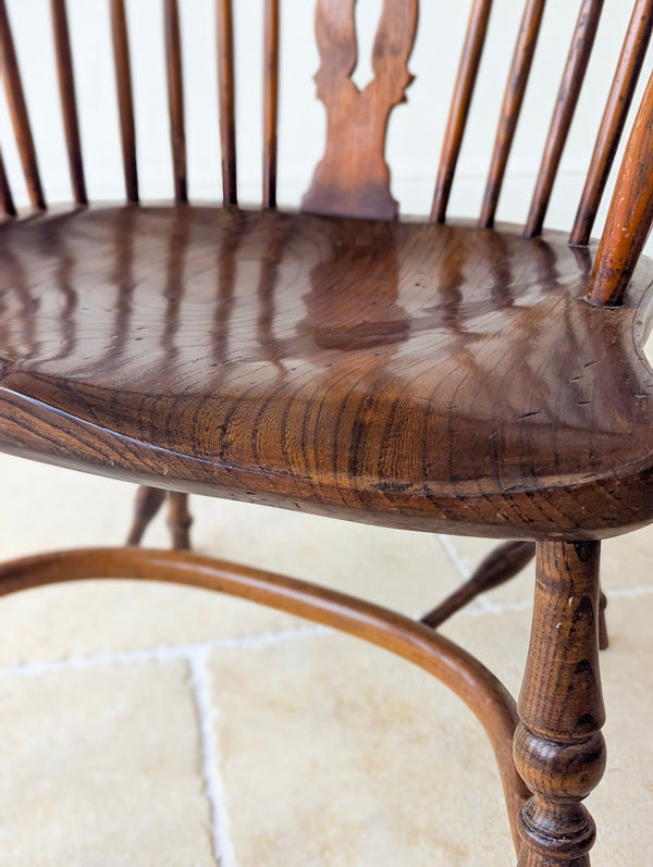 Antique George III Ash & Elm Wheelback Windsor Armchair c.1800