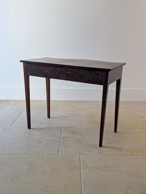Antique Georgian Mahogany Serpentine Side Table c.1800