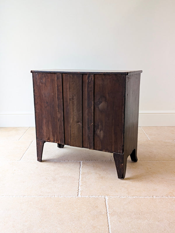 Antique Georgian Mahogany Bowfront Chest of Drawers c.1800