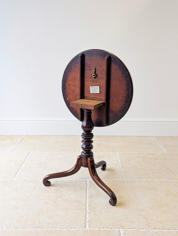 Antique Late Georgian Mahogany Tilt-Top Occasional Table c.1800
