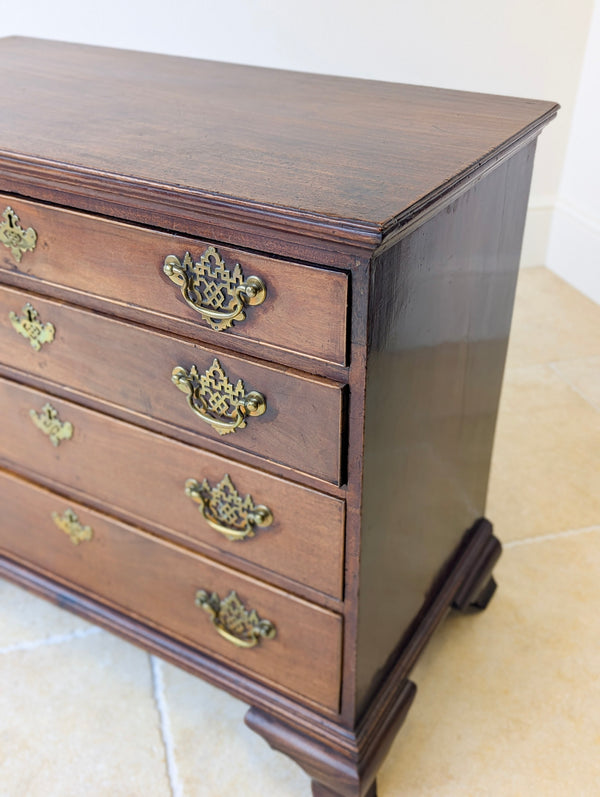 Antique George II Mahogany Chippendale Period Chest of Drawers c.1750
