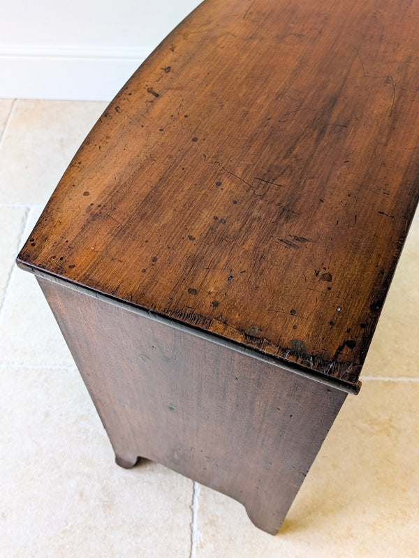 Antique Georgian Mahogany Bowfront Chest of Drawers c.1800