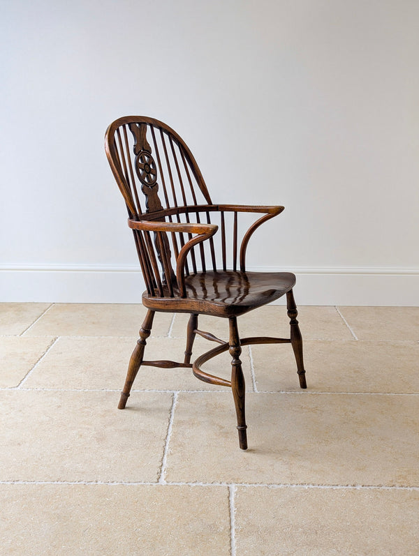 Antique George III Ash & Elm Wheelback Windsor Armchair c.1800