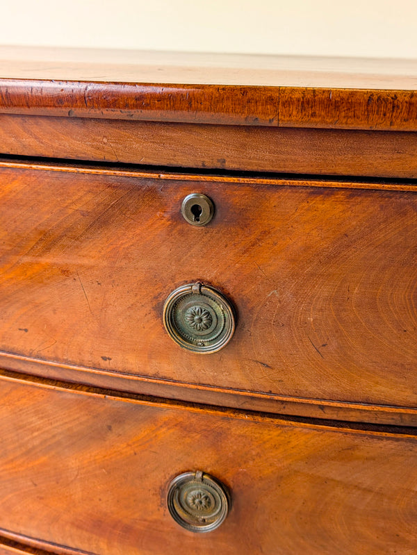 Antique Georgian Mahogany Bowfront Chest of Drawers c.1800