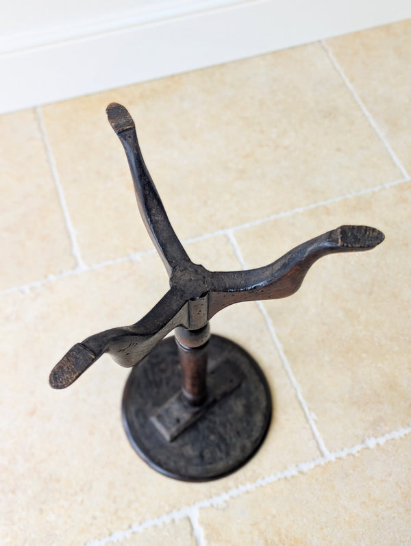 Antique Georgian Mahogany Tripod Wine Table c.1800