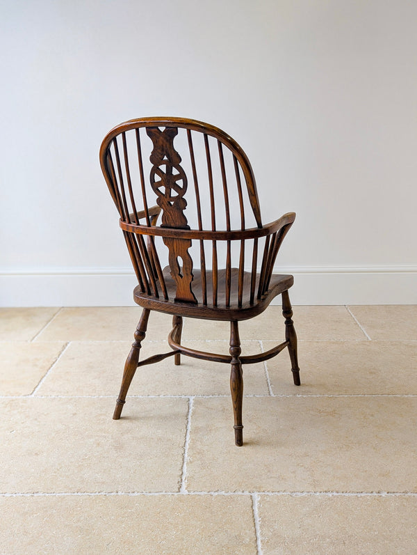 Antique George III Ash & Elm Wheelback Windsor Armchair c.1800