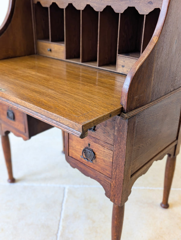 Antique Late Victorian Oak Roll Top Writing Desk c.1890