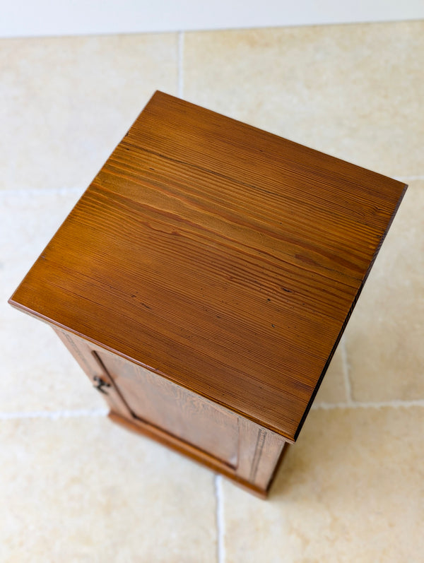 Antique Victorian Aesthetic Movement Pitch Pine Bedside Cabinet c.1890