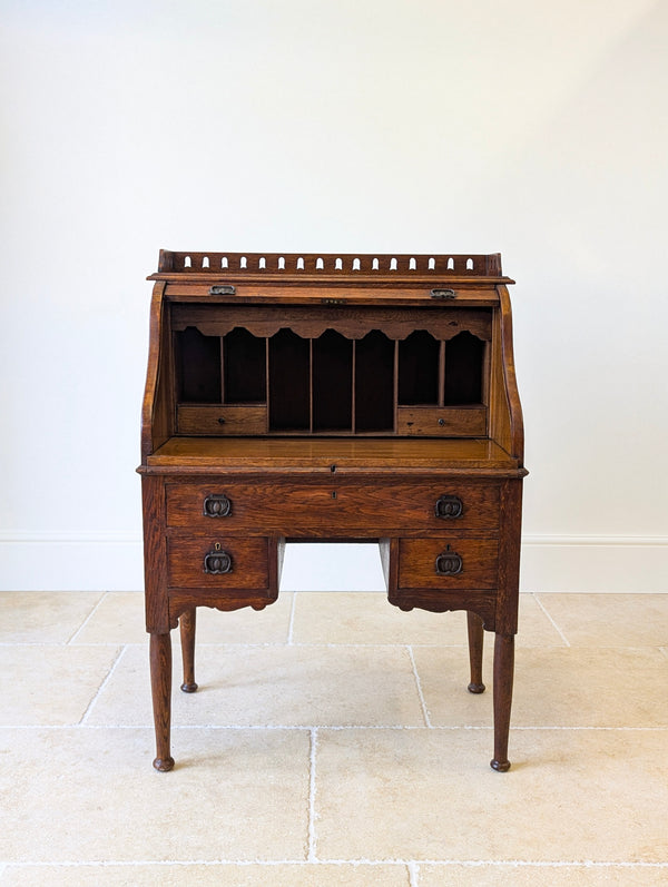 Antique Late Victorian Oak Roll Top Writing Desk c.1890
