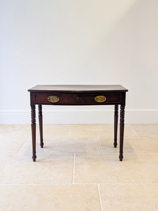 Antique Georgian Mahogany Bow-Front Writing Table c.1810