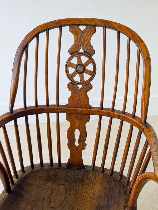 Antique George III Ash & Elm Wheelback Windsor Armchair c.1800