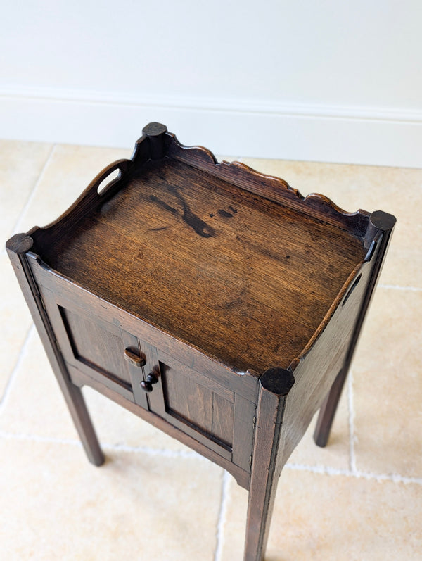 Antique Georgian Oak Bedside Cabinet c.1820