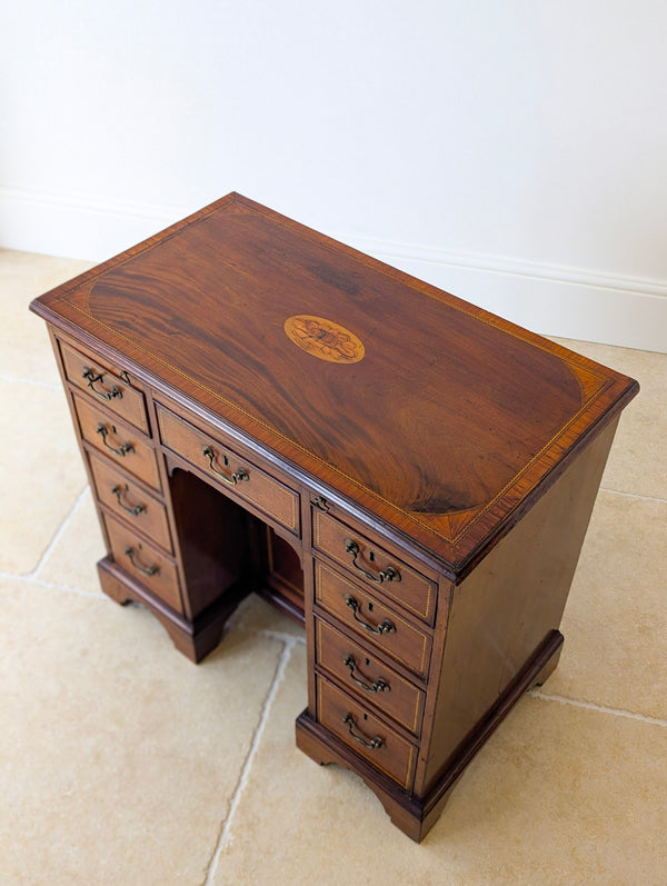 Antique Georgian Sheraton Mahogany Kneehole Desk c.1790