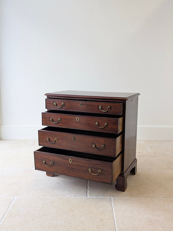 Antique George III Mahogany Chest of Drawers c.1800