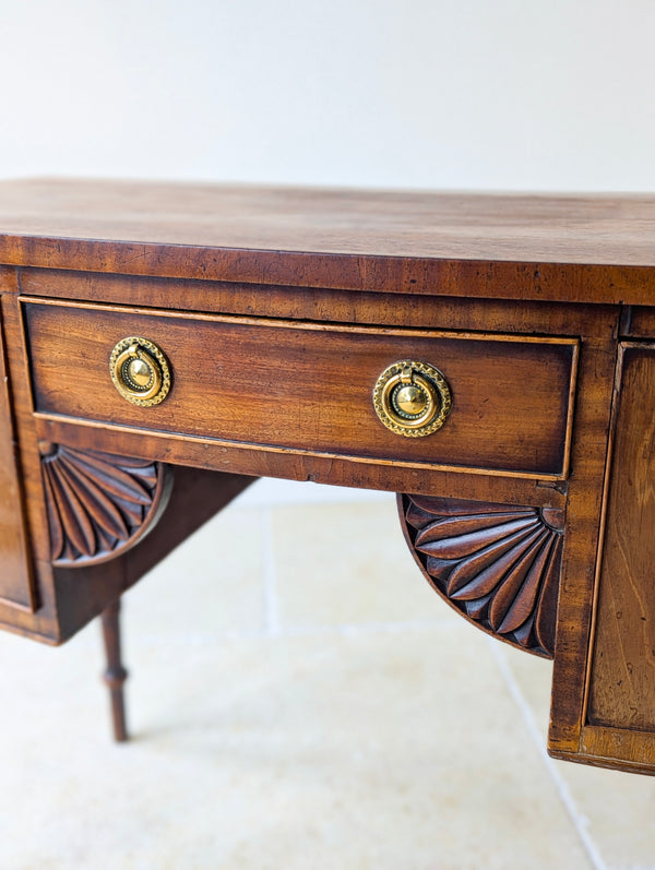 Antique Georgian Mahogany Bow-Front Side Table c.1800