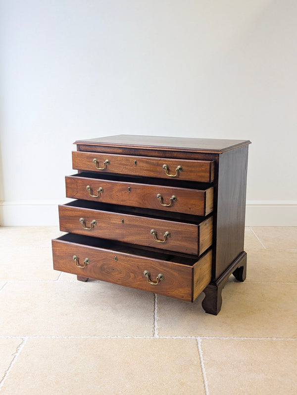 Antique George III Mahogany Chest of Drawers c.1790