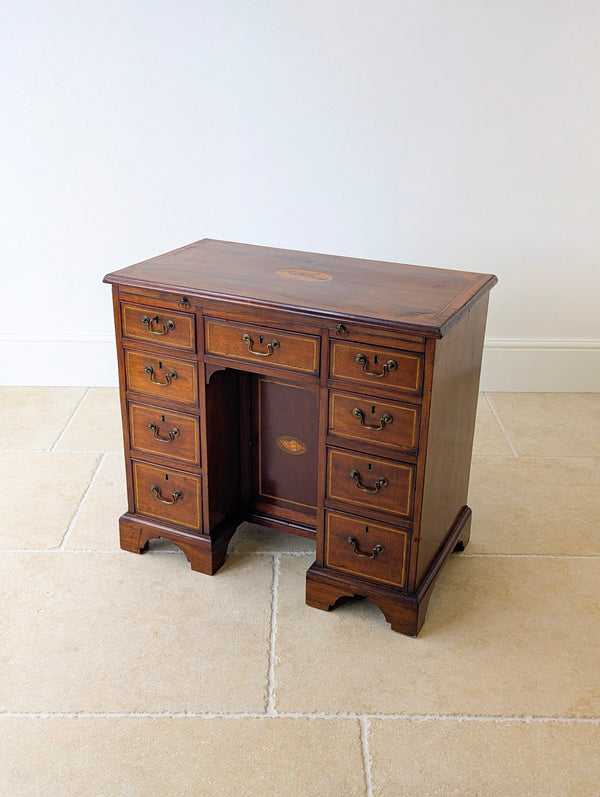 Antique Georgian Sheraton Mahogany Kneehole Desk c.1790