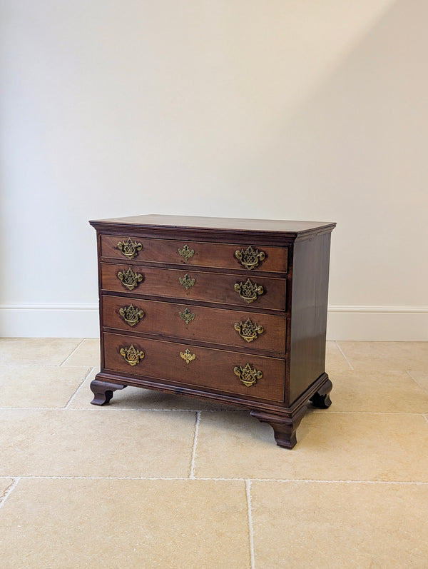 Antique George II Mahogany Chippendale Period Chest of Drawers c.1750