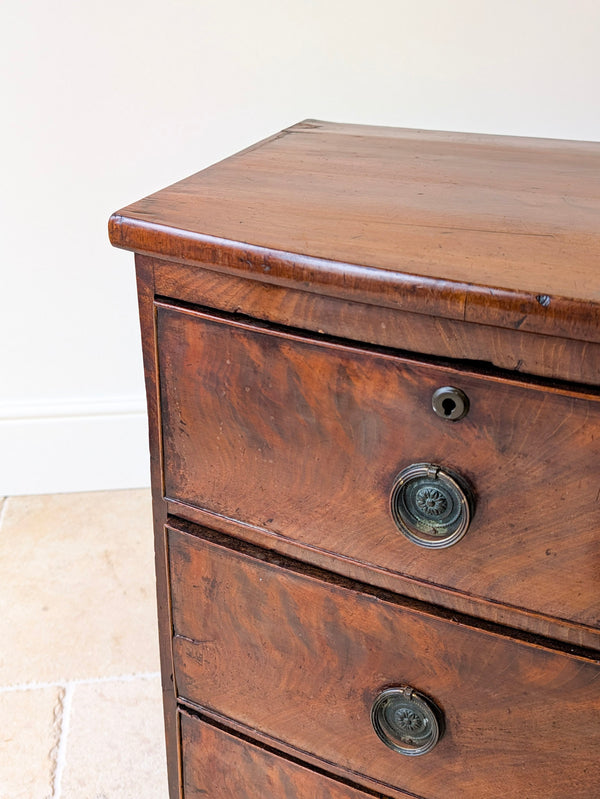 Antique Georgian Mahogany Bowfront Chest of Drawers c.1800