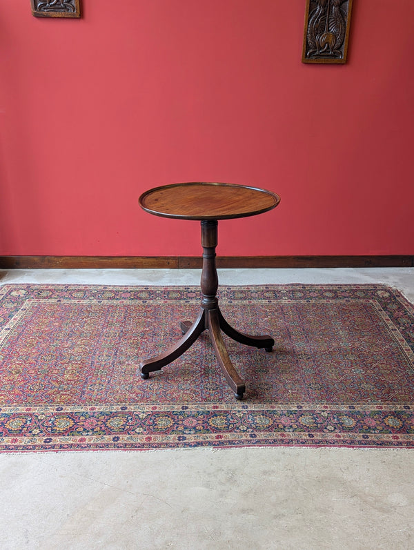 Antique Early Victorian Mahogany Circular Wine Table / Occasional Table