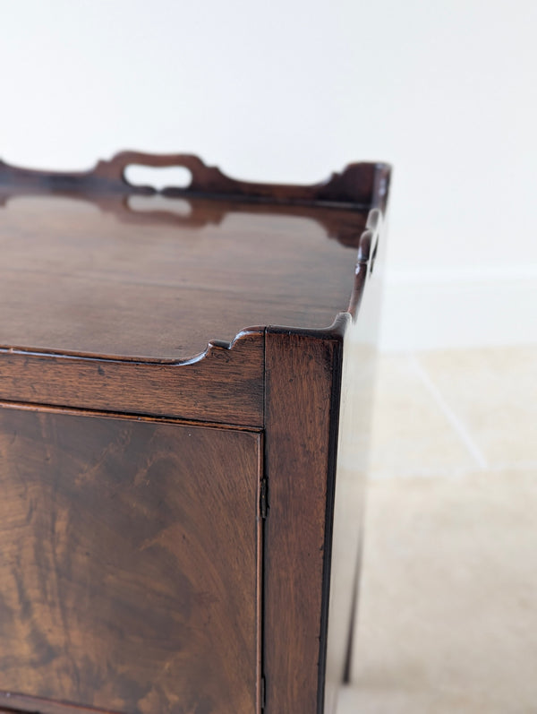 Antique George III Mahogany Bedside Commode c.1800
