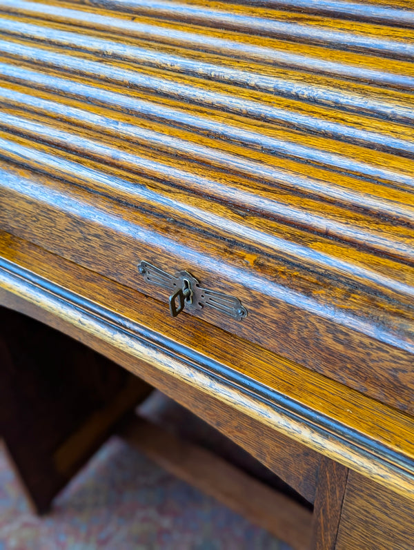 Antique Early 20th Century Golden Oak Roll Top Desk