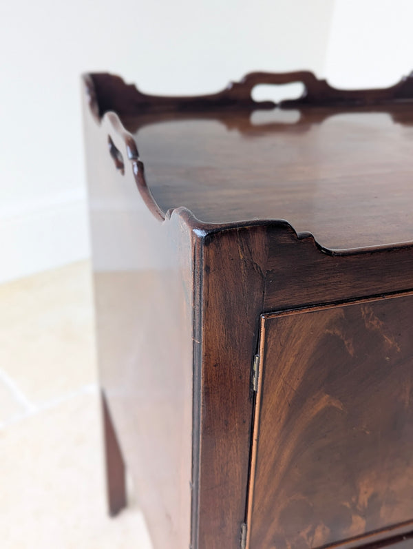 Antique George III Mahogany Bedside Commode c.1800