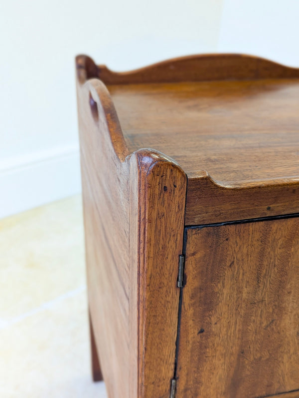 Antique George III Mahogany Bedside Commode c.1800