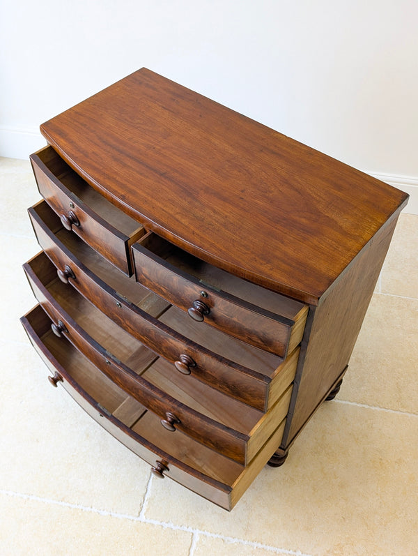 Antique Victorian Mahogany Bow-Front Chest of Drawers c.1860