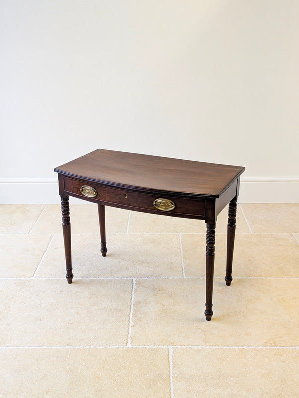 Antique Georgian Mahogany Bow-Front Writing Table c.1810