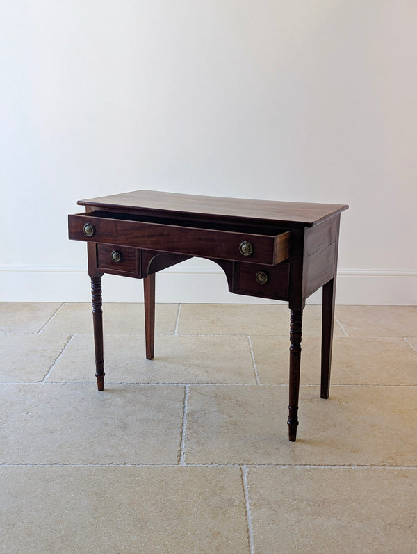 Antique Regency Mahogany Kneehole Writing Table c.1820
