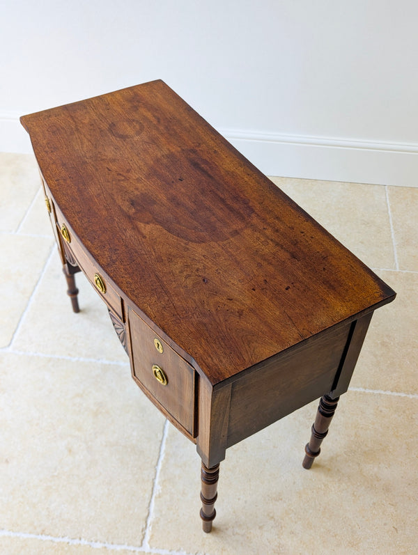 Antique Georgian Mahogany Bow-Front Side Table c.1800