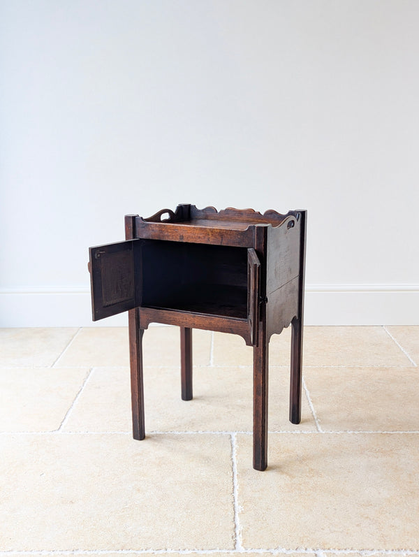 Antique Georgian Oak Bedside Cabinet c.1820