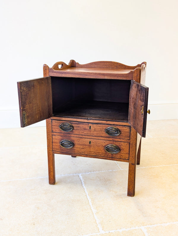 Antique George III Mahogany Bedside Commode c.1800