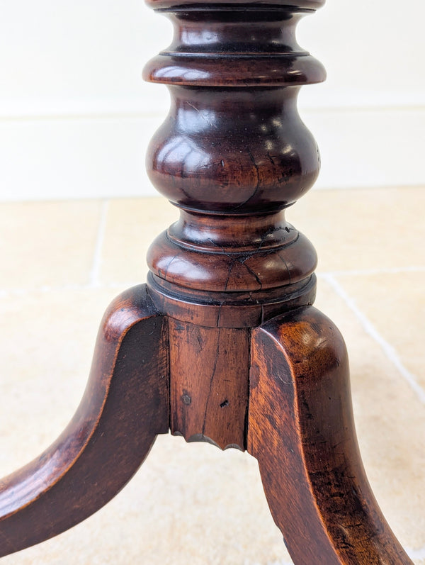 Antique Late Georgian Mahogany Tilt-Top Occasional Table c.1800