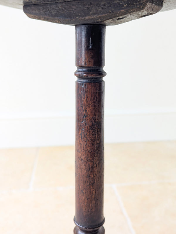 Antique Georgian Mahogany Tripod Wine Table c.1800