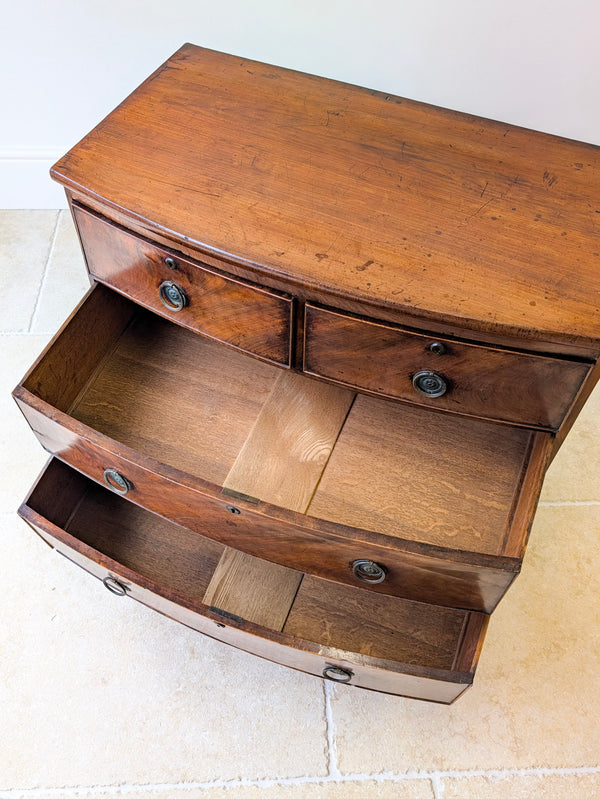 Antique Georgian Mahogany Bowfront Chest of Drawers c.1800