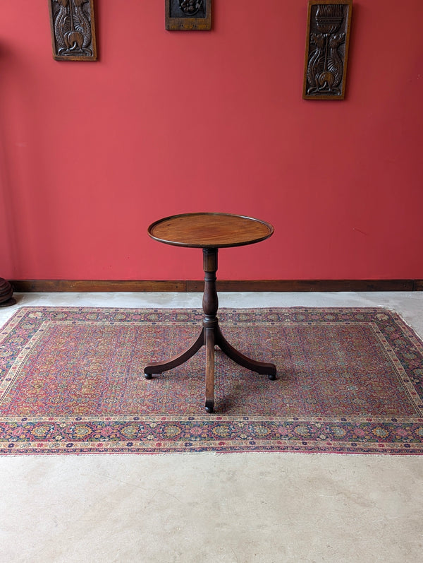 Antique Early Victorian Mahogany Circular Wine Table / Occasional Table