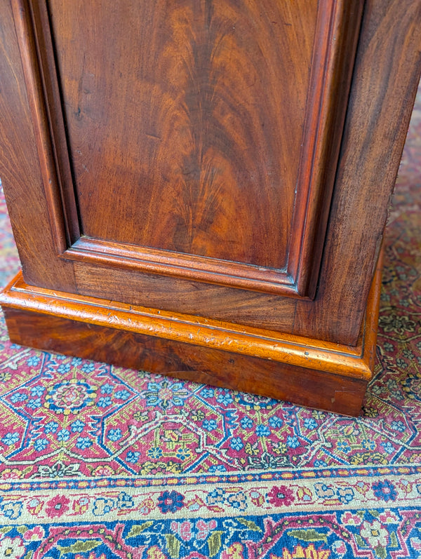 Antique Victorian Mahogany Pot Cupboard Bedside Circa 1880