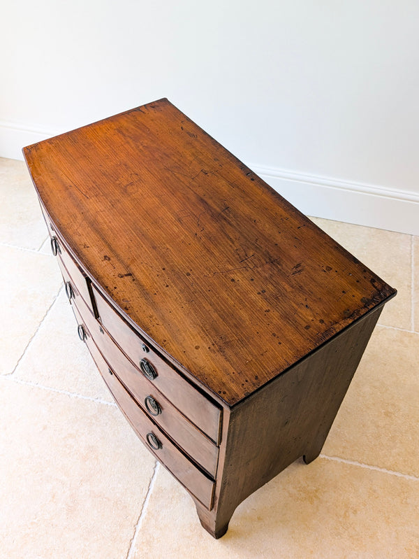 Antique Georgian Mahogany Bowfront Chest of Drawers c.1800