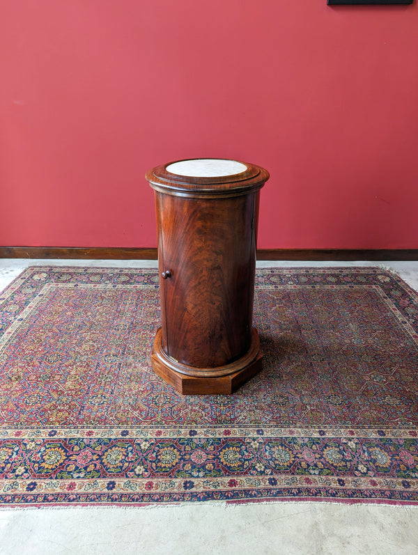 Antique Victorian Mahogany Circular Pot Cupboard / Bedside