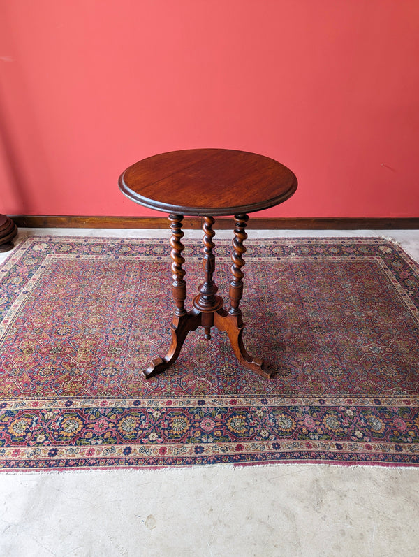 Antique Victorian Mahogany Circular Side Table / Occasional Table